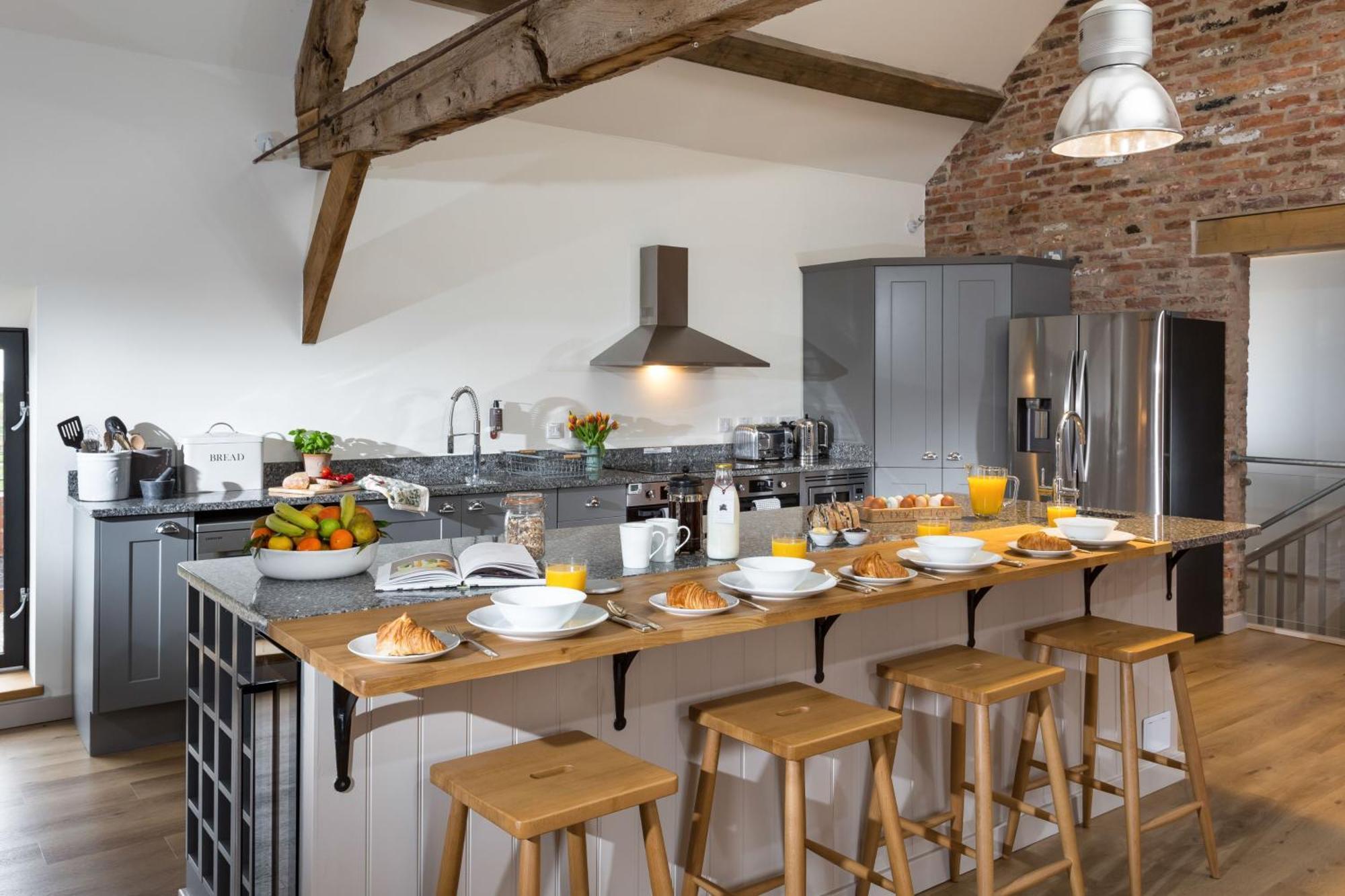 The Barn At Plas Ashpool Sleeps 8 Llandyrnog Kültér fotó